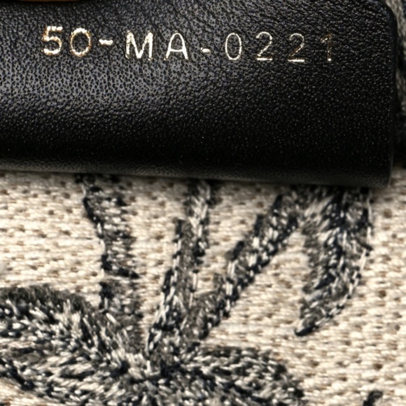 CHRISTIAN DIOR Canvas Embroidered Large Broderie Dior Flowers Book Tote Multic - Picture 7 of 11